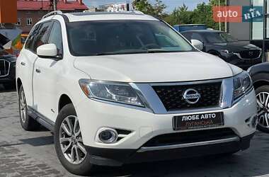 Позашляховик / Кросовер Nissan Pathfinder 2013 в  фото 3 Позашляховик / Кросовер Nissan Pathfinder 2013 в