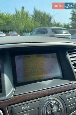 Позашляховик / Кросовер Nissan Pathfinder 2013 в  фото 16 Позашляховик / Кросовер Nissan Pathfinder 2013 в