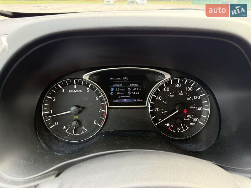 Позашляховик / Кросовер Nissan Pathfinder 2018 в Жовкві