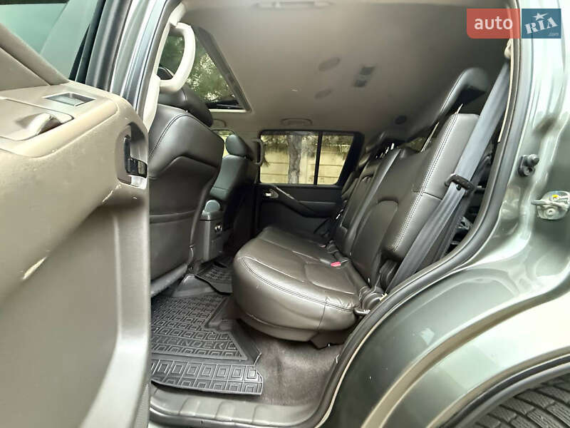 Внедорожник / Кроссовер Nissan Pathfinder 2005 в Одессе фото 48 Внедорожник / Кроссовер Nissan Pathfinder 2005 в Одессе