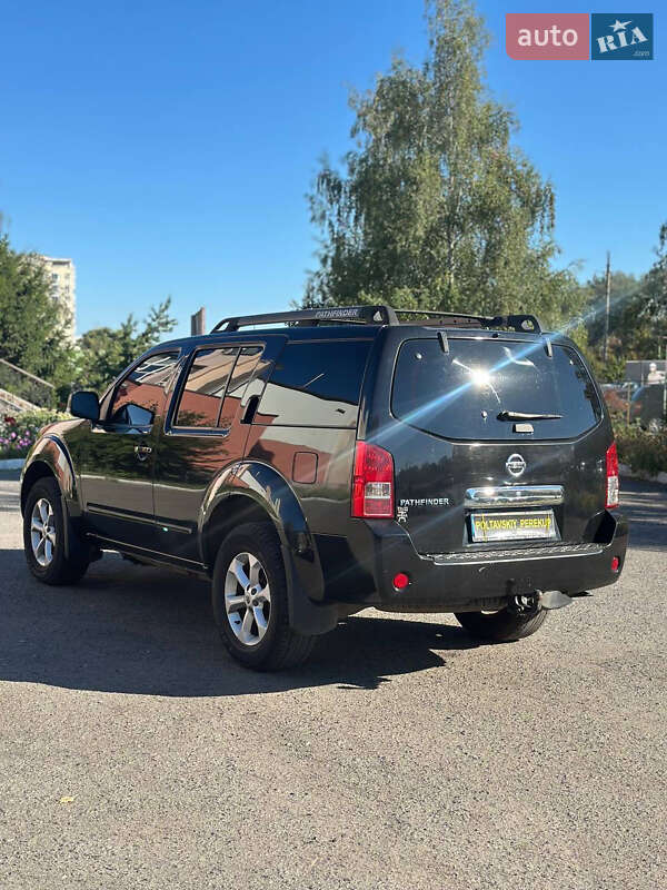 Позашляховик / Кросовер Nissan Pathfinder 2007 в Полтаві