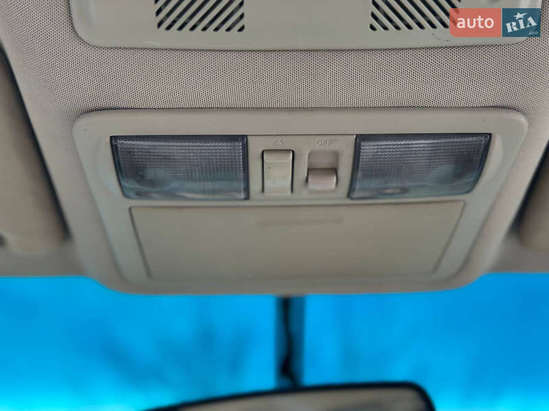 Внедорожник / Кроссовер Nissan Pathfinder 2007 в Днепре