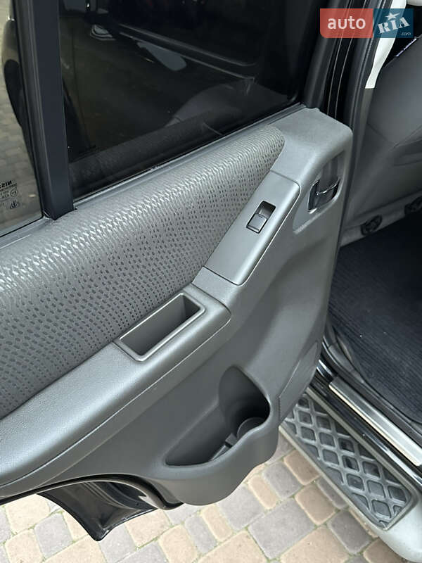 Внедорожник / Кроссовер Nissan Pathfinder 2012 в Броварах