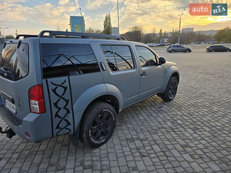 Внедорожник / Кроссовер Nissan Pathfinder 2006 в Харькове фото 14 Внедорожник / Кроссовер Nissan Pathfinder 2006 в Харькове
