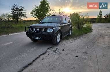 Внедорожник / Кроссовер Nissan Pathfinder 2008 в Киеве