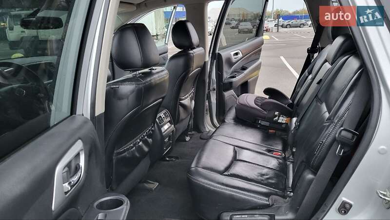 Позашляховик / Кросовер Nissan Pathfinder 2019 в Києві