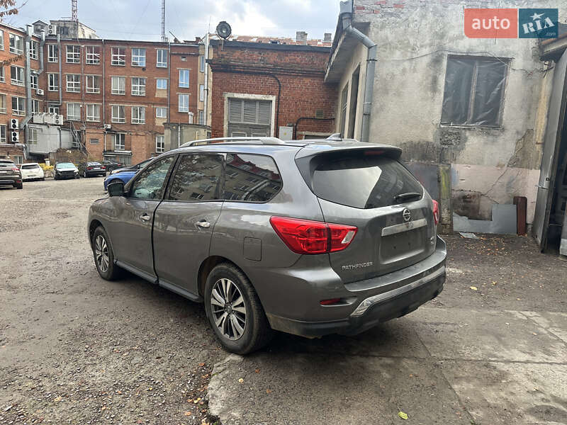 Внедорожник / Кроссовер Nissan Pathfinder 2020 в Львове фото 4 Внедорожник / Кроссовер Nissan Pathfinder 2020 в Львове