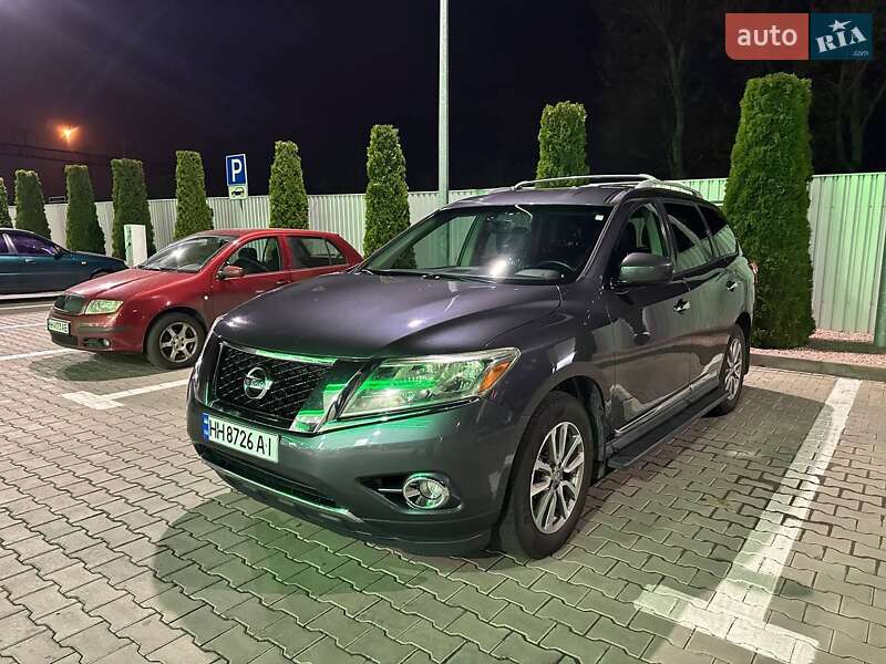 Внедорожник / Кроссовер Nissan Pathfinder 2014 в Одессе