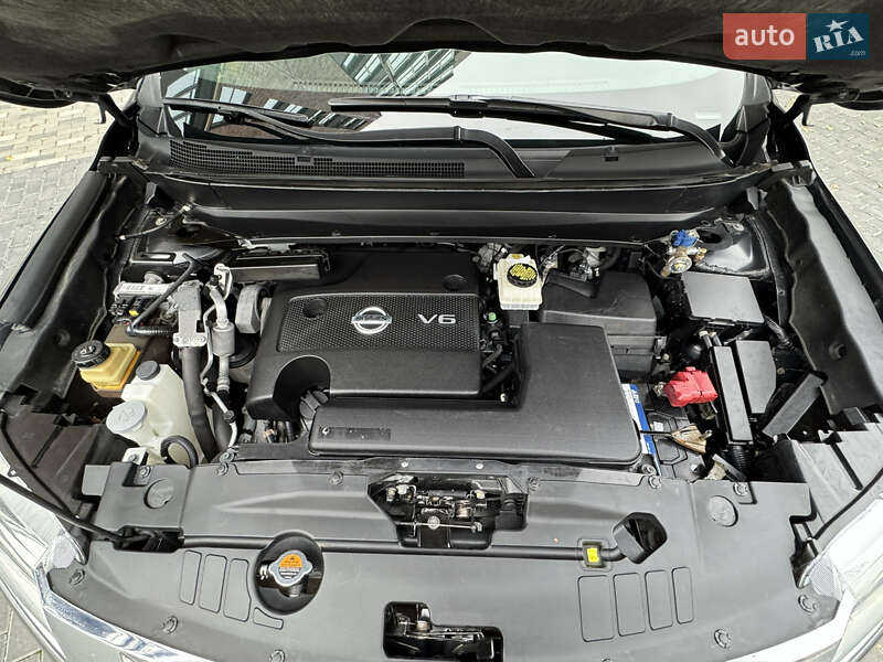 Внедорожник / Кроссовер Nissan Pathfinder 2015 в Полтаве