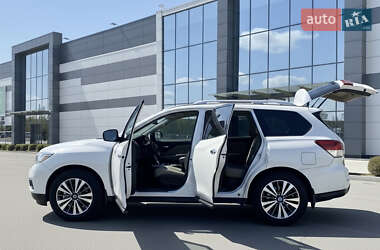 Позашляховик / Кросовер Nissan Pathfinder 2019 в Дніпрі