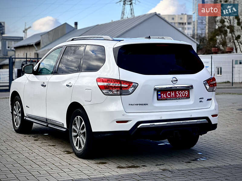 Внедорожник / Кроссовер Nissan Pathfinder 2013 в Львове фото 6 Внедорожник / Кроссовер Nissan Pathfinder 2013 в Львове