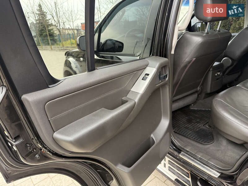 Внедорожник / Кроссовер Nissan Pathfinder 2006 в Дублянах фото 36 Внедорожник / Кроссовер Nissan Pathfinder 2006 в Дублянах