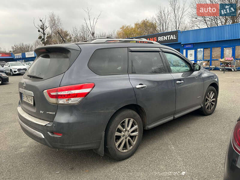 Внедорожник / Кроссовер Nissan Pathfinder 2014 в Киеве