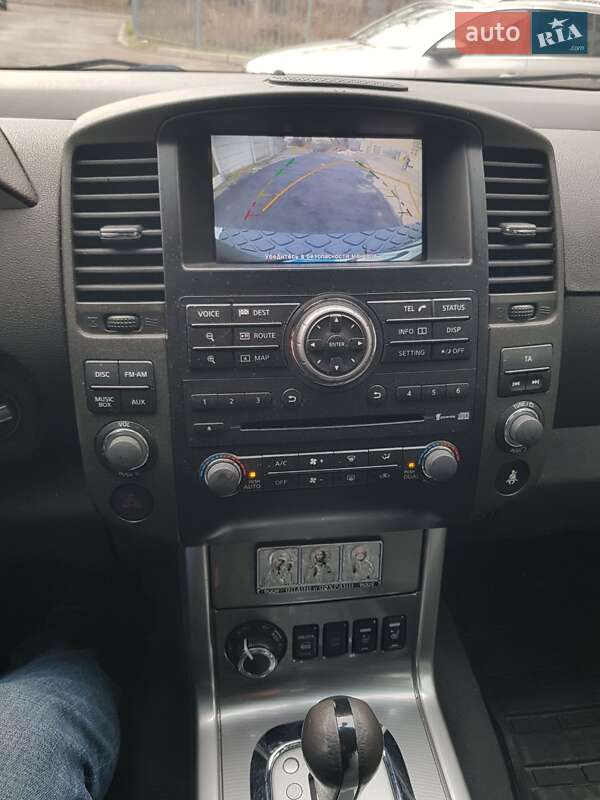 Внедорожник / Кроссовер Nissan Pathfinder 2011 в Черкассах