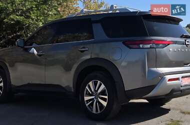 Позашляховик / Кросовер Nissan Pathfinder 2022 в Черкасах