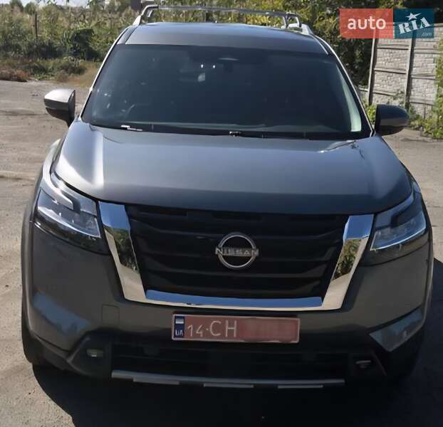 Позашляховик / Кросовер Nissan Pathfinder 2022 в Черкасах