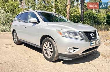 Внедорожник / Кроссовер Nissan Pathfinder 2016 в Киеве