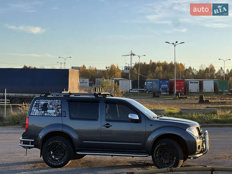 Внедорожник / Кроссовер Nissan Pathfinder 2005 в Львове фото 15 Внедорожник / Кроссовер Nissan Pathfinder 2005 в Львове