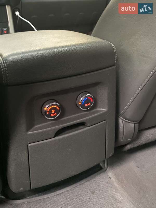 Позашляховик / Кросовер Nissan Pathfinder 2013 в Дніпрі