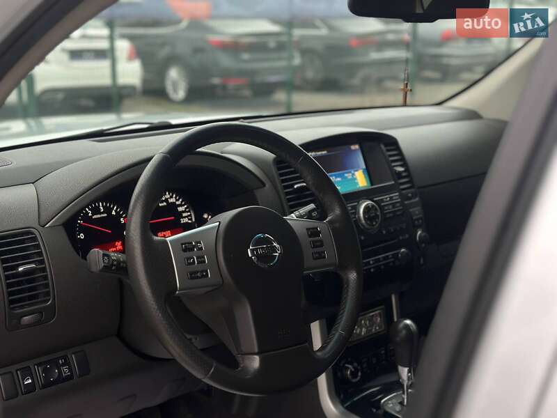 Внедорожник / Кроссовер Nissan Pathfinder 2013 в Одессе