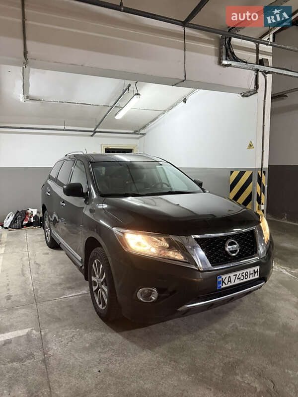 Nissan Pathfinder 2015