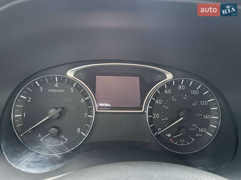 Позашляховик / Кросовер Nissan Pathfinder 2016 в Києві