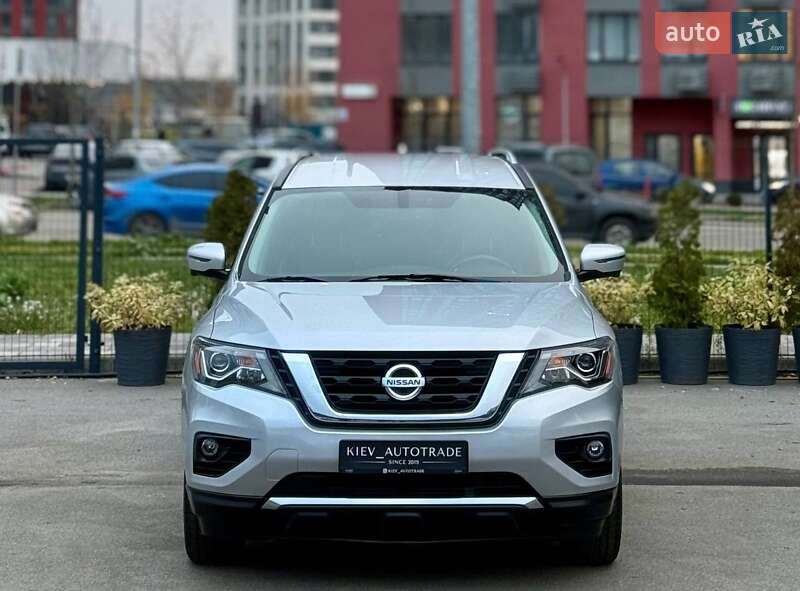 Внедорожник / Кроссовер Nissan Pathfinder 2019 в Киеве фото 4 Внедорожник / Кроссовер Nissan Pathfinder 2019 в Киеве
