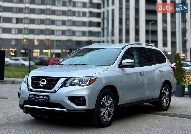 Внедорожник / Кроссовер Nissan Pathfinder 2019 в Киеве фото 6 Внедорожник / Кроссовер Nissan Pathfinder 2019 в Киеве