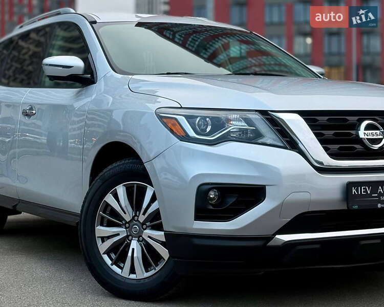 Внедорожник / Кроссовер Nissan Pathfinder 2019 в Киеве фото 7 Внедорожник / Кроссовер Nissan Pathfinder 2019 в Киеве
