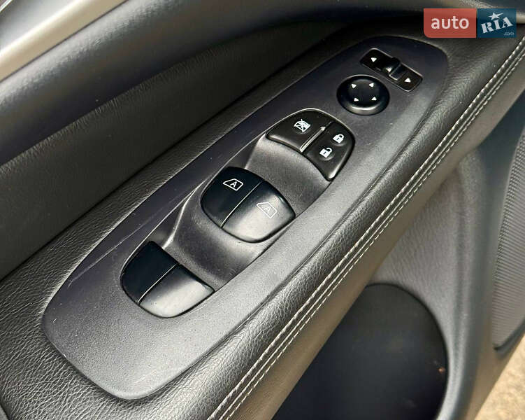 Внедорожник / Кроссовер Nissan Pathfinder 2019 в Киеве фото 18 Внедорожник / Кроссовер Nissan Pathfinder 2019 в Киеве