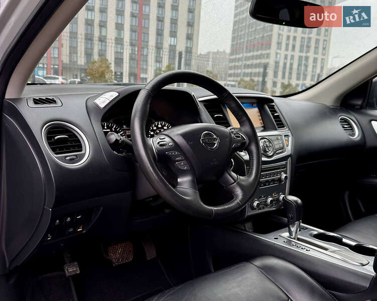 Внедорожник / Кроссовер Nissan Pathfinder 2019 в Киеве фото 32 Внедорожник / Кроссовер Nissan Pathfinder 2019 в Киеве