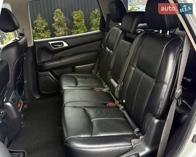 Внедорожник / Кроссовер Nissan Pathfinder 2019 в Киеве фото 35 Внедорожник / Кроссовер Nissan Pathfinder 2019 в Киеве