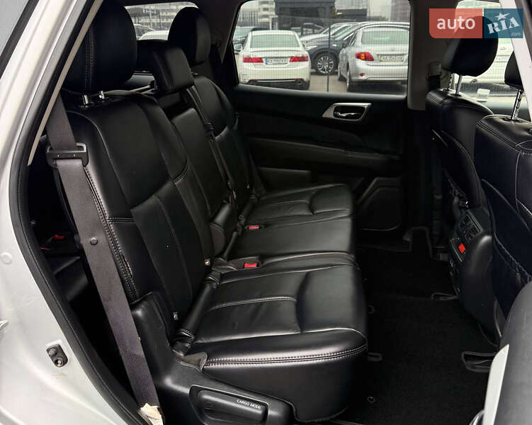 Внедорожник / Кроссовер Nissan Pathfinder 2019 в Киеве фото 39 Внедорожник / Кроссовер Nissan Pathfinder 2019 в Киеве