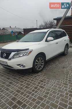Внедорожник / Кроссовер Nissan Pathfinder 2016 в Кропивницком