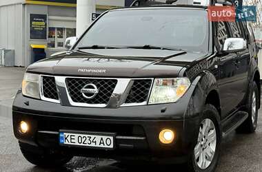 Внедорожник / Кроссовер Nissan Pathfinder 2006 в Днепре