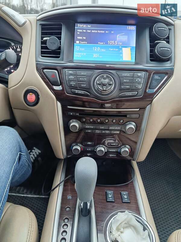 Позашляховик / Кросовер Nissan Pathfinder 2013 в Києві