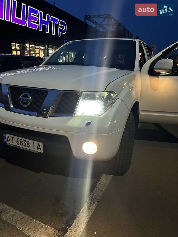 Внедорожник / Кроссовер Nissan Pathfinder 2008 в Стрые
