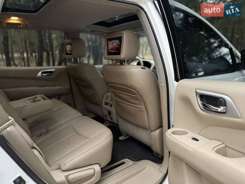 Внедорожник / Кроссовер Nissan Pathfinder 2013 в Павлограде