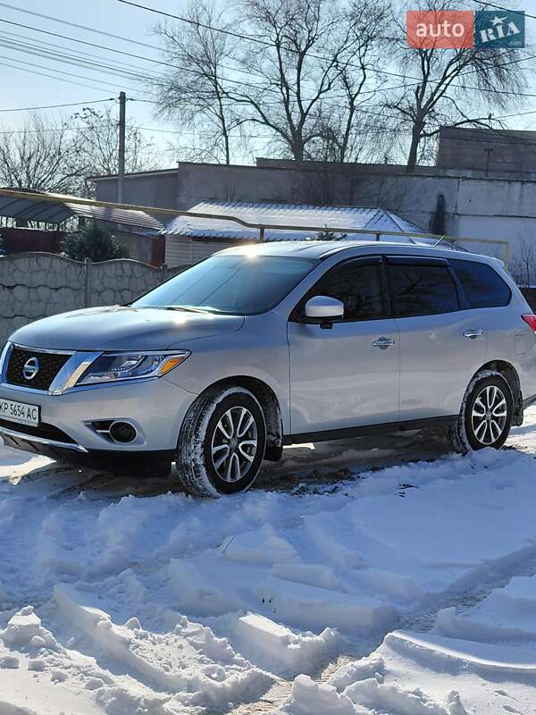 Позашляховик / Кросовер Nissan Pathfinder 2014 в Запоріжжі