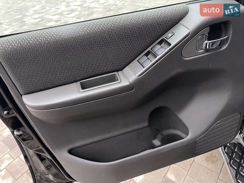 Внедорожник / Кроссовер Nissan Pathfinder 2012 в Харькове фото 43 Внедорожник / Кроссовер Nissan Pathfinder 2012 в Харькове