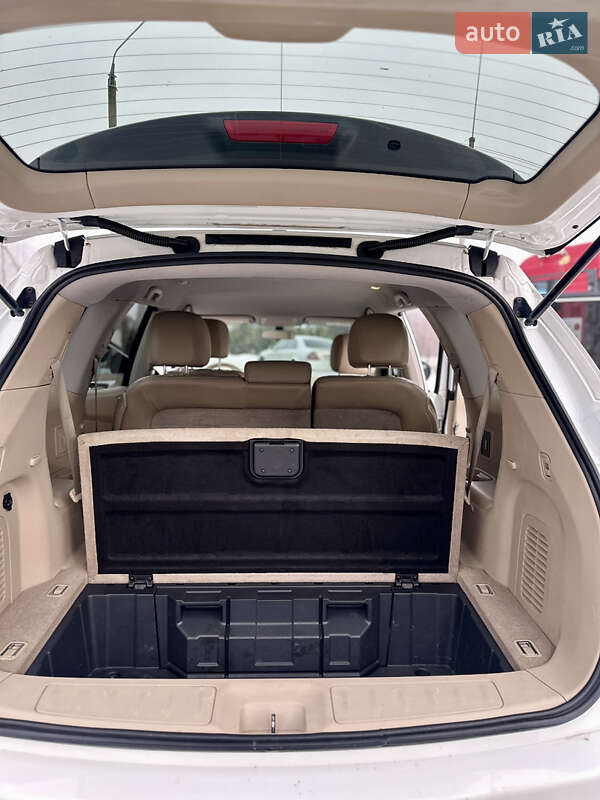 Внедорожник / Кроссовер Nissan Pathfinder 2015 в Черновцах