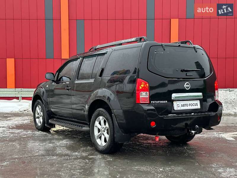 Внедорожник / Кроссовер Nissan Pathfinder 2006 в Киеве фото 5 Внедорожник / Кроссовер Nissan Pathfinder 2006 в Киеве