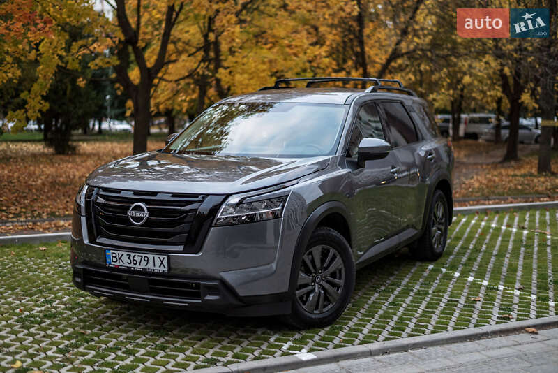 Nissan Pathfinder 2021