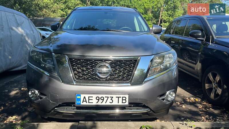 Nissan Pathfinder 2015