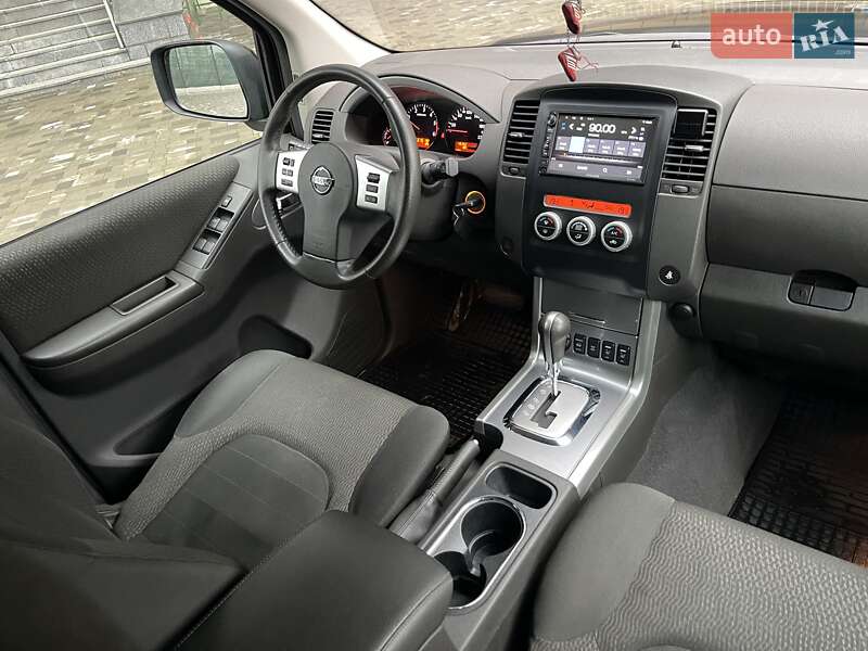 Внедорожник / Кроссовер Nissan Pathfinder 2012 в Харькове фото 54 Внедорожник / Кроссовер Nissan Pathfinder 2012 в Харькове