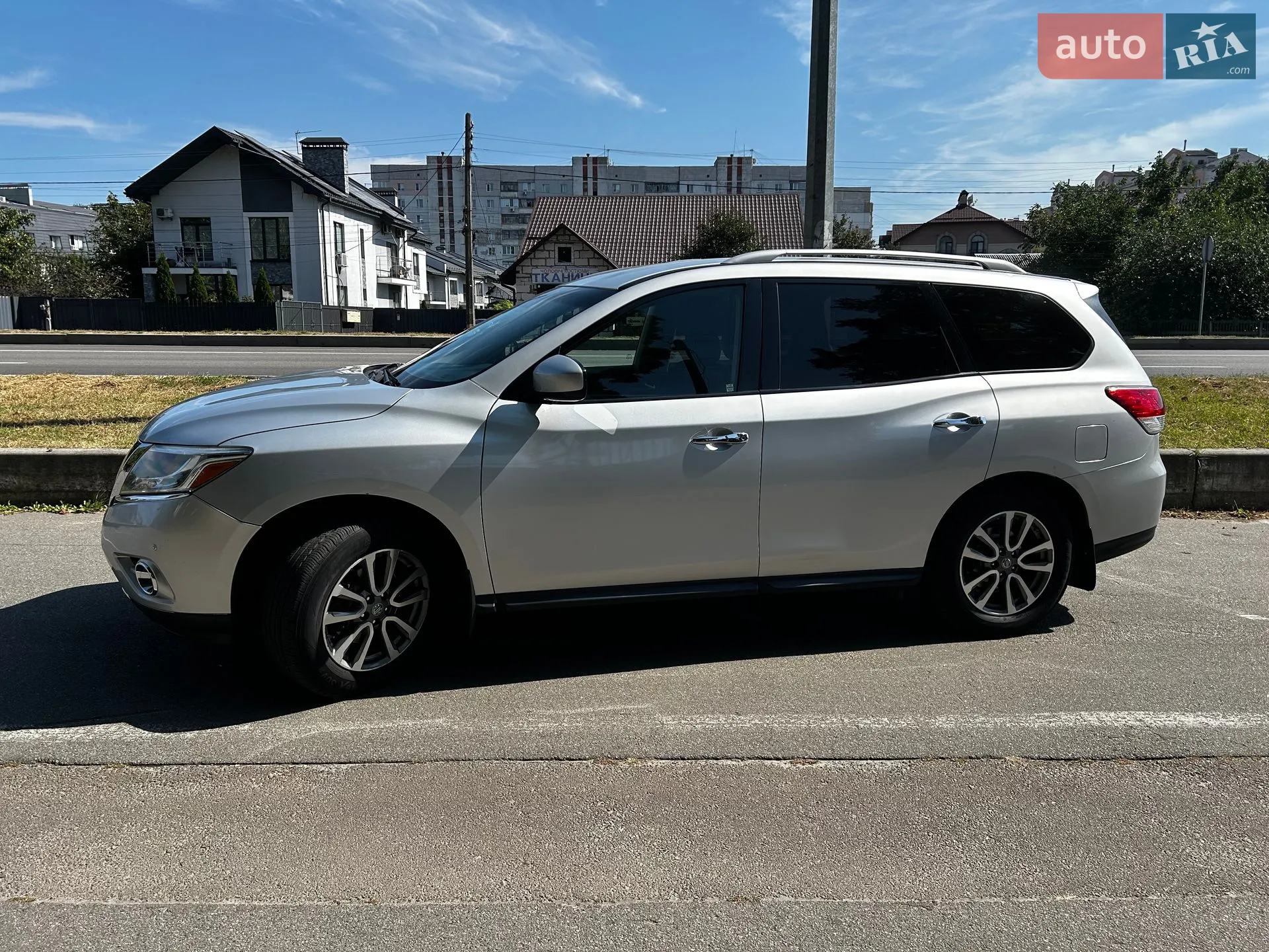 2016 Nissan Pathfinder - мініатюра 4