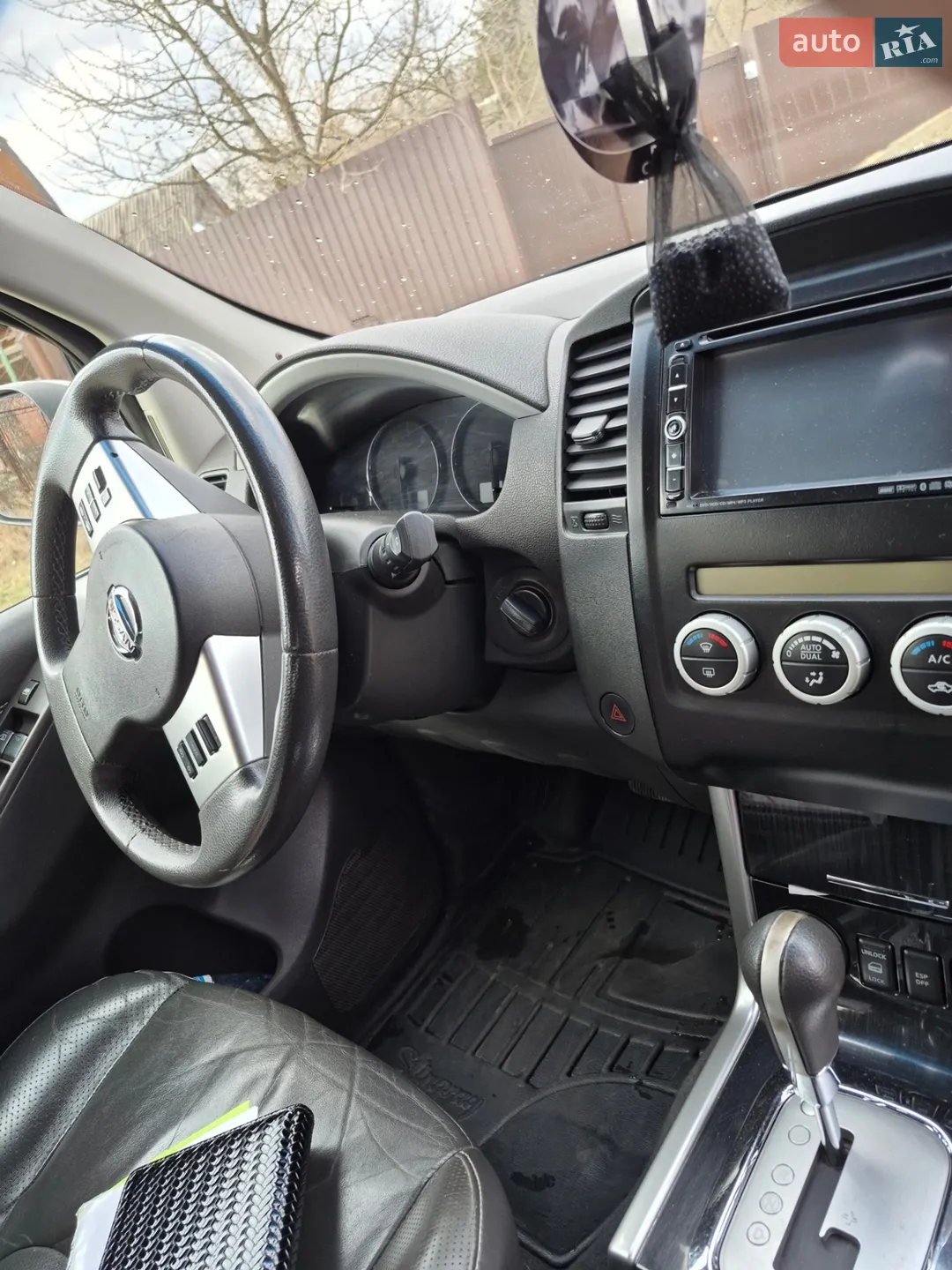 2011 Nissan Pathfinder - мініатюра 20