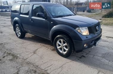 Внедорожник / Кроссовер Nissan Pathfinder 2005 в Хотине