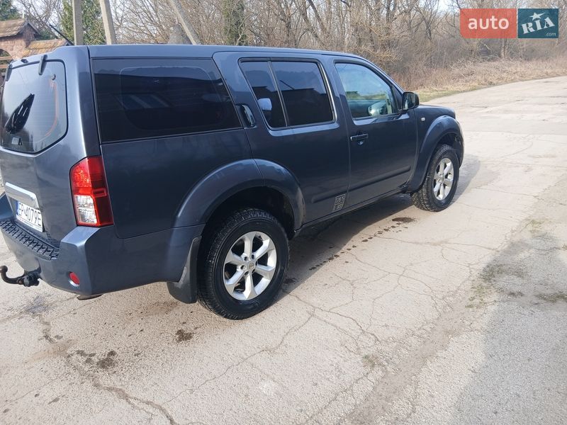 Внедорожник / Кроссовер Nissan Pathfinder 2005 в Хотине фото 6 Внедорожник / Кроссовер Nissan Pathfinder 2005 в Хотине