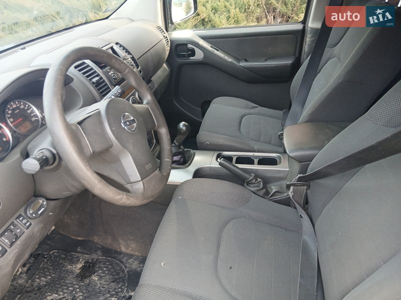 Внедорожник / Кроссовер Nissan Pathfinder 2005 в Хотине фото 10 Внедорожник / Кроссовер Nissan Pathfinder 2005 в Хотине